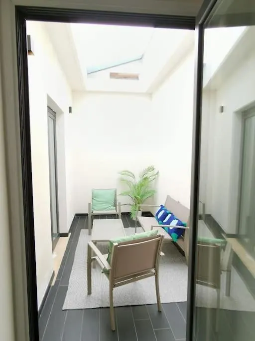 Belfrontizio Apartment 아치레알레 0*,